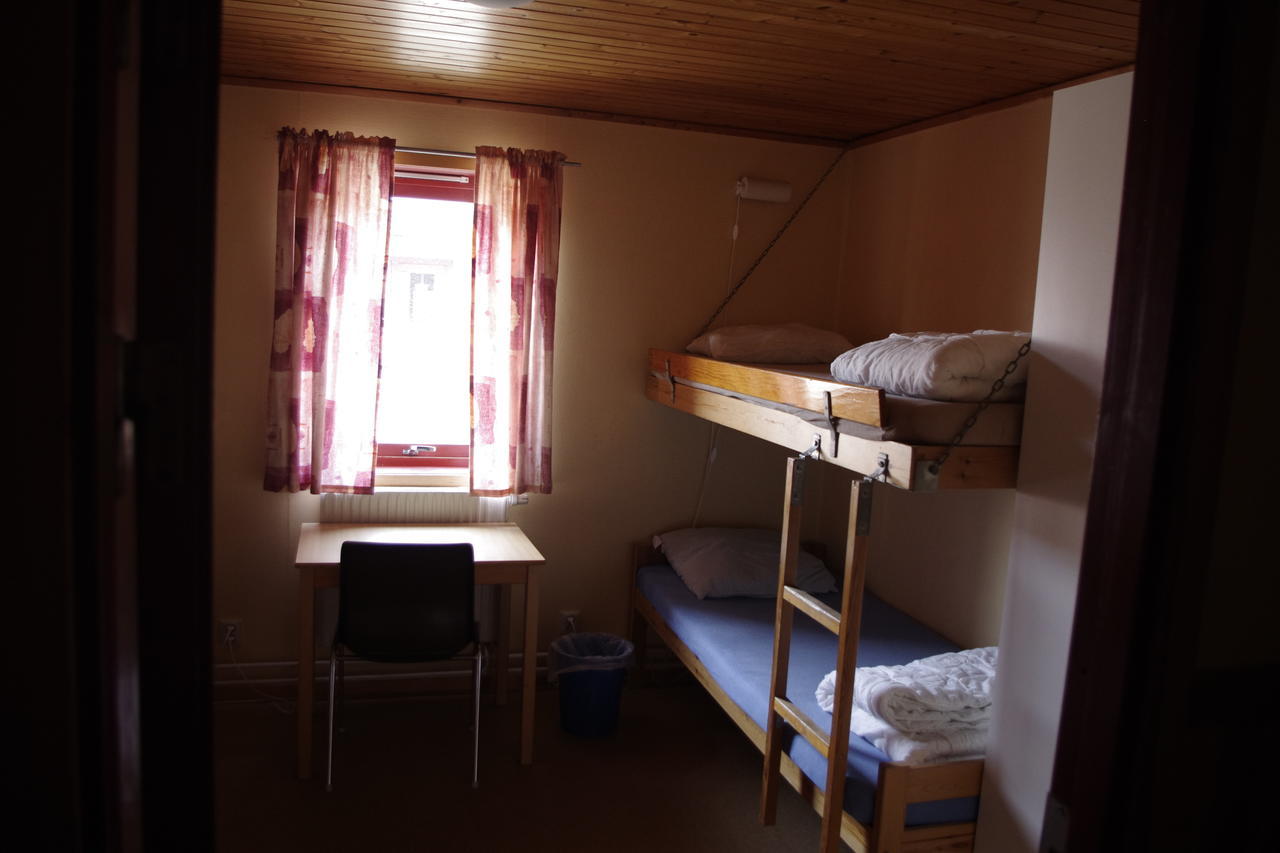 Halens Camping Och Stugby Hostel Olofstrom Room photo