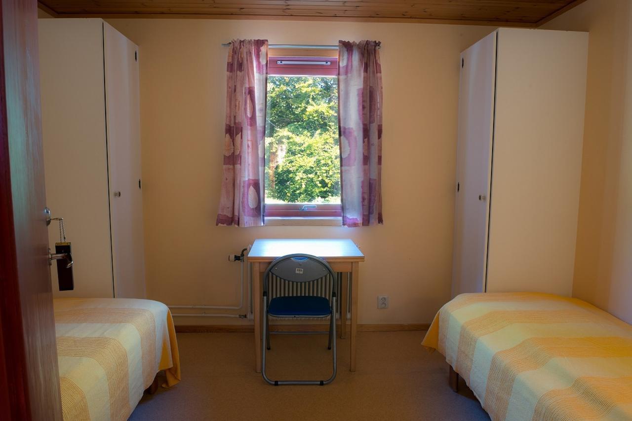 Halens Camping Och Stugby Hostel Olofstrom Room photo